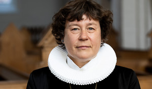 Biskop Marianne Christiansen med præstekrave